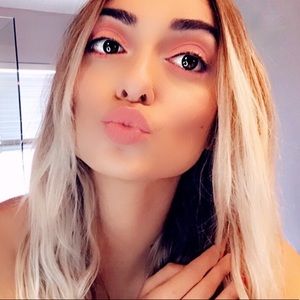 Meet your Posher, Sydney